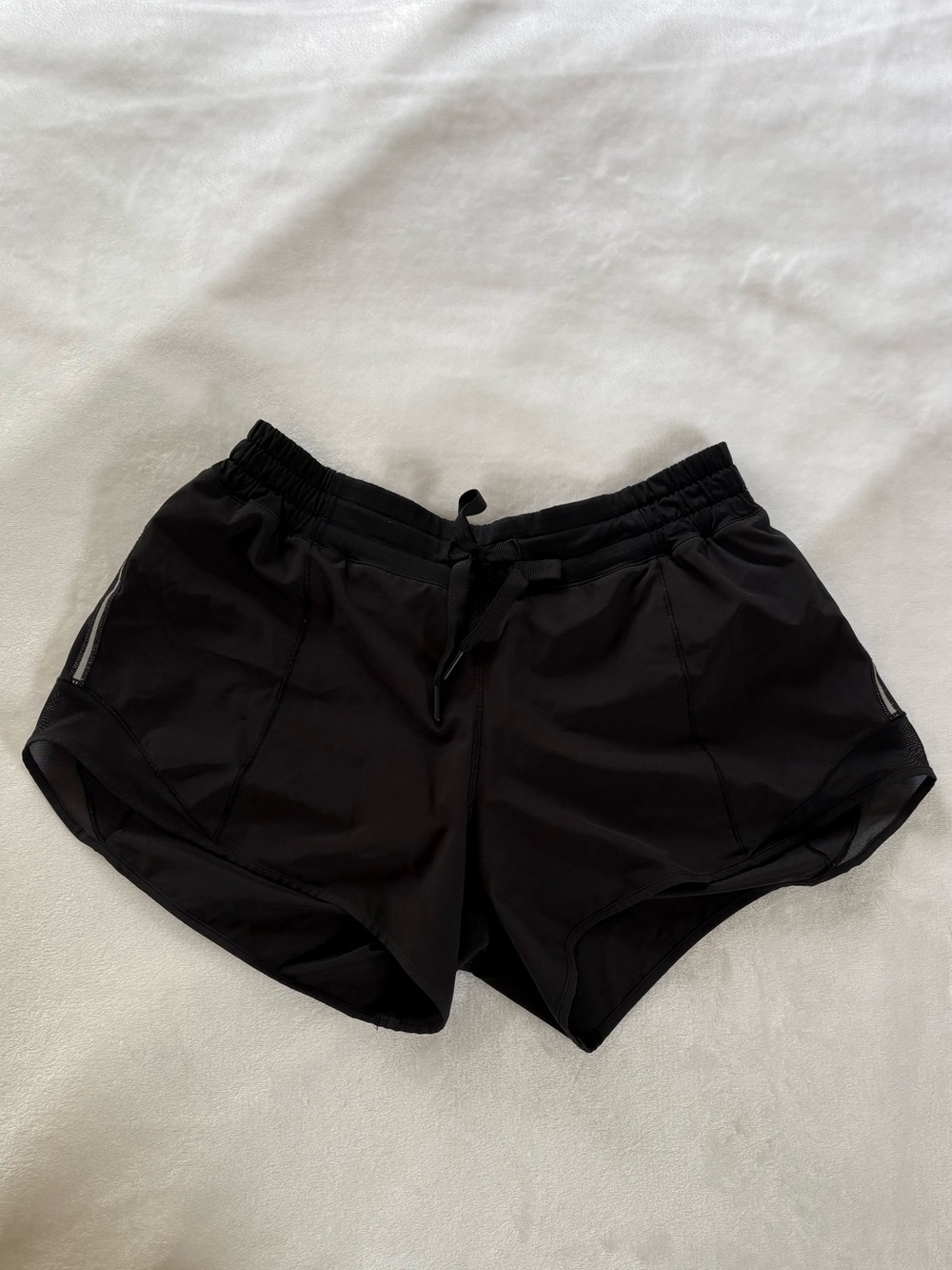 Lululemon Hotty Hot Short